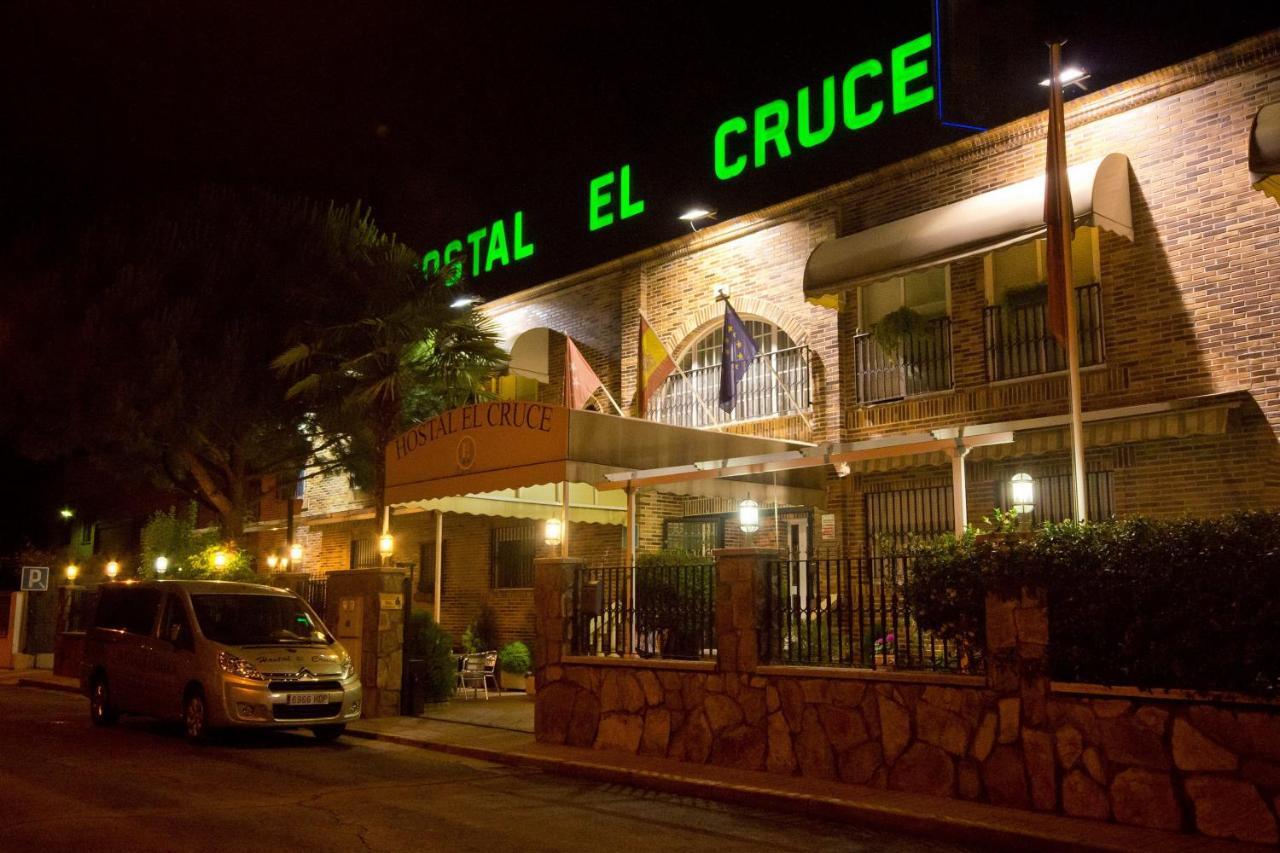 Hostal El Cruce Paracuellos de Jarama Exterior photo